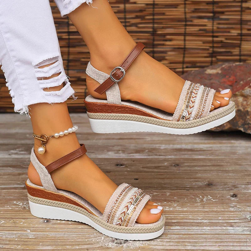 Isara – Wedge Sandals with Braided Straps and Arch Support